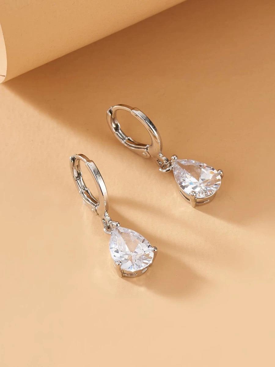 Crystal Clear Earrings (Silver) - Muse Jewelry