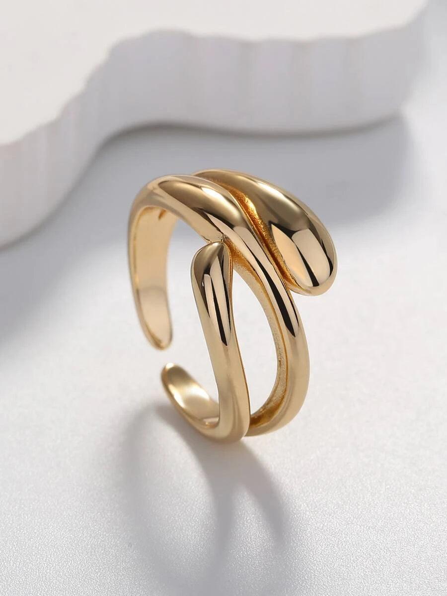 Twist Ring (Gold) - Muse Jewelry