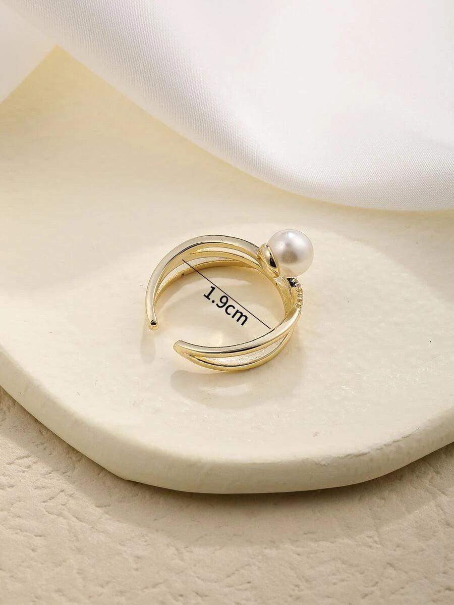 Pearly Ring (Gold) - Muse Jewelry