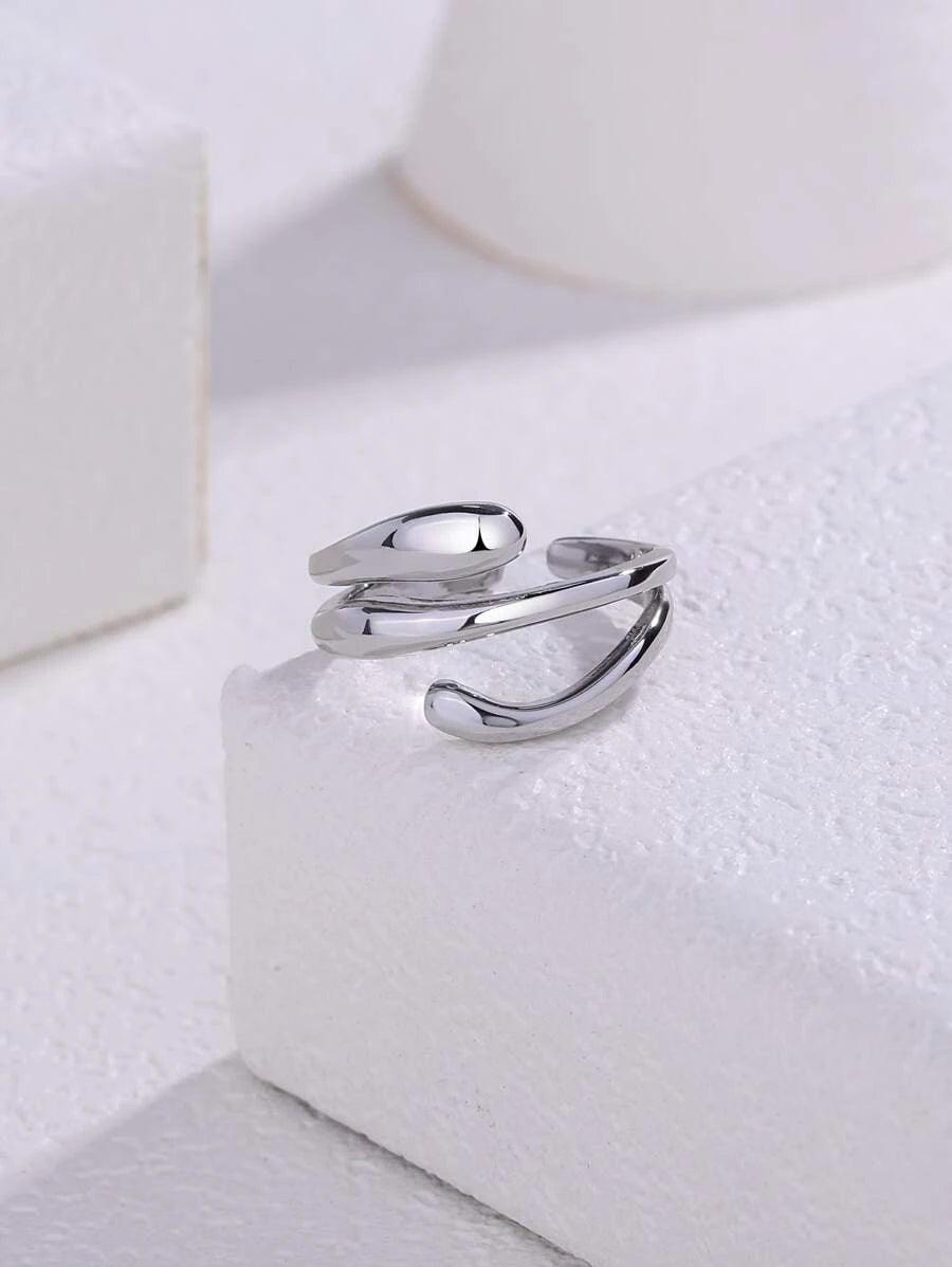 Twist Ring (Silver) - Muse Jewelry