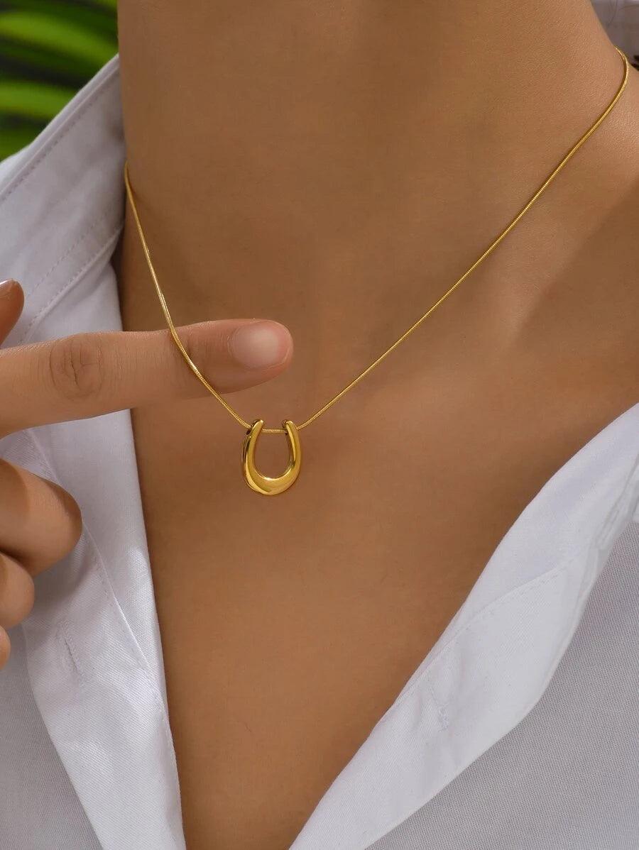 Petal Necklace (Gold)