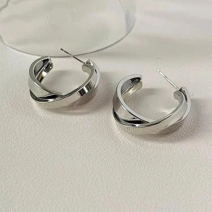 Eclipse Earrings (Silver) - Muse Jewelry